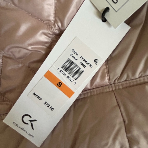 Calvin Klein Women's Blush Quilted Vest - Picture 2 of 10